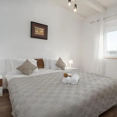 Feriehus Diana Poreč