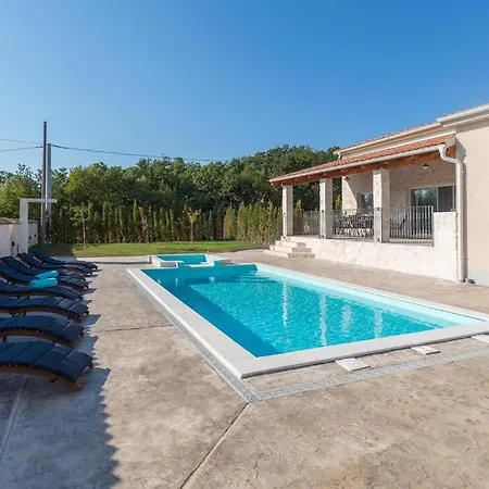 Diana Σπίτι διακοπών *