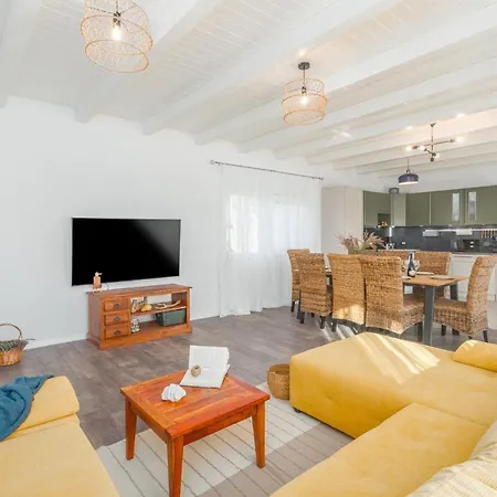 Diana Holiday home *